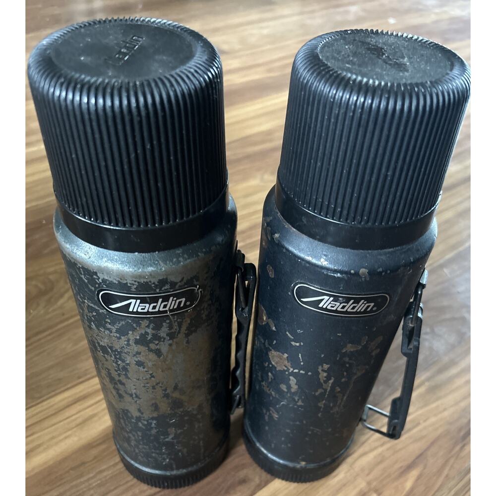 2 Vintage Aladdin Industries 1 Quart Thermos Bottle Model SB950H Black Green USA